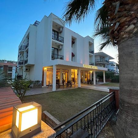 拜拉姆酒店 Çeşme 外观 照片